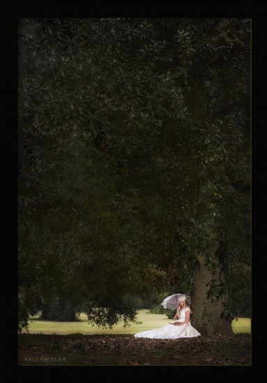 woman-magnolia tree-vintage-sally-kolarl-photography